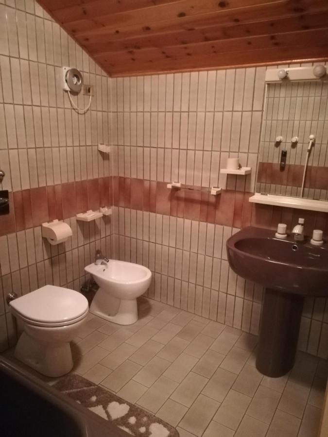Aparthotel Tettuccio Montesole à Ponte Di Legno Extérieur photo